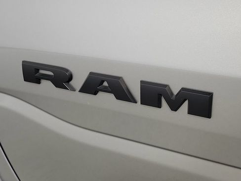 Used 2022 RAM 1500 Laramie RWD image 7