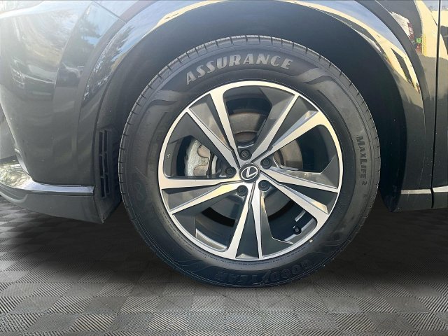 Used 2024 Lexus RX 350 Premium w/ Cold Area Package AWD/4WD image 9