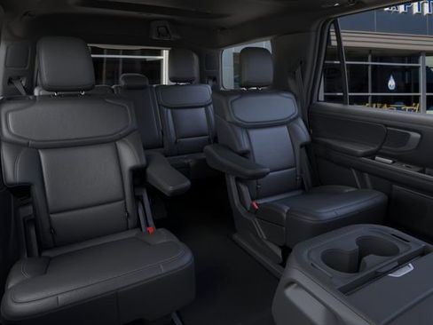 New 2026 Ford Expedition Platinum w/ Stealth Appearance Package AWD/4WD image 11