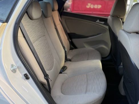 Used 2015 Hyundai Accent GLS image 20