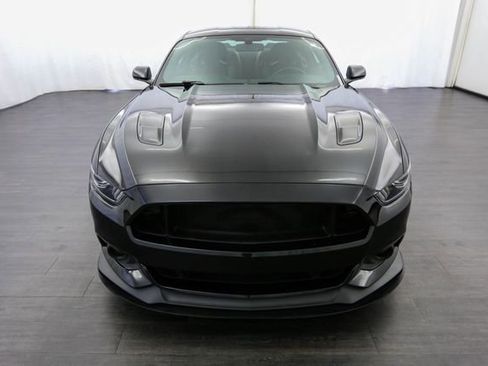 Used 2017 Ford Mustang GT Premium w/ GT Performance Package RWD image 14