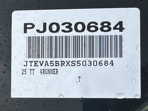 Certified 2025 Toyota 4Runner SR5 AWD/4WD image 15