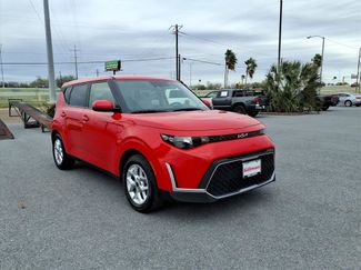 Used 2024 Kia Soul LX w/ Option Group 015 video 2