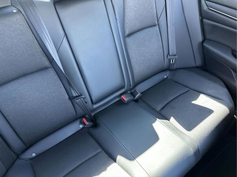 Used 2022 Honda Accord Sport image 10