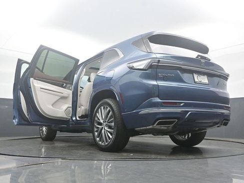 New 2026 Buick Enclave Avenir w/ Super Cruise Package image 62