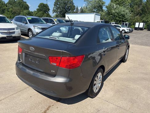 Used 2010 Kia Forte EX FWD image 4