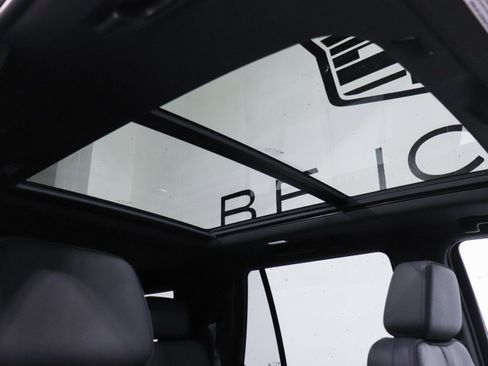 Used 2022 Chevrolet Tahoe RST w/ Sport Performance Package image 17