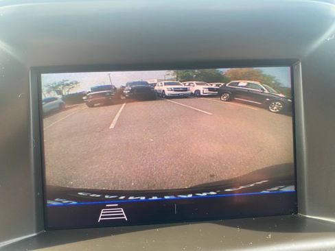 Used 2020 GMC Terrain SLE w/ Driver Convenience Package FWD image 20
