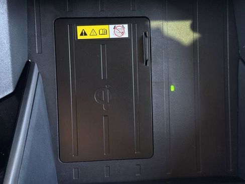 Used 2024 Toyota Tundra Limited w/ Power Package image 23