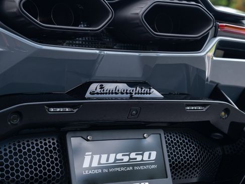 Used 2024 Lamborghini Revuelto AWD/4WD image 26