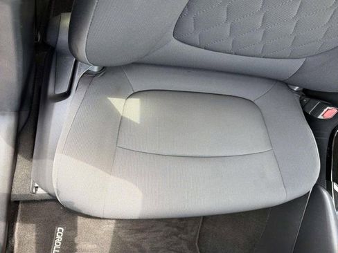 Certified 2022 Toyota Corolla LE FWD image 14