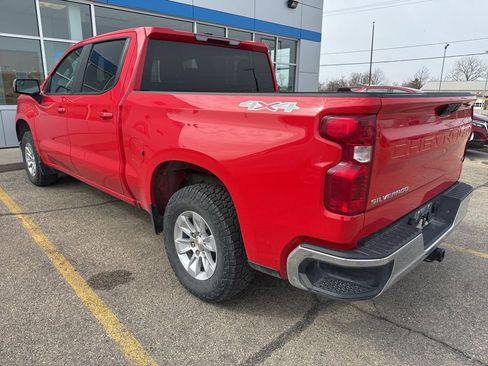 Used 2025 Chevrolet Silverado 1500 LT image 4