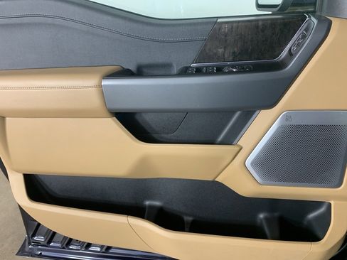 Used 2022 Ford F150 Lariat w/ Equipment Group 502A High image 17