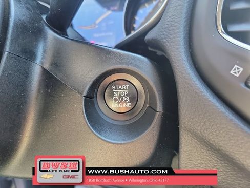 Used 2018 Jeep Compass Latitude w/ Cold Weather Group FWD image 26