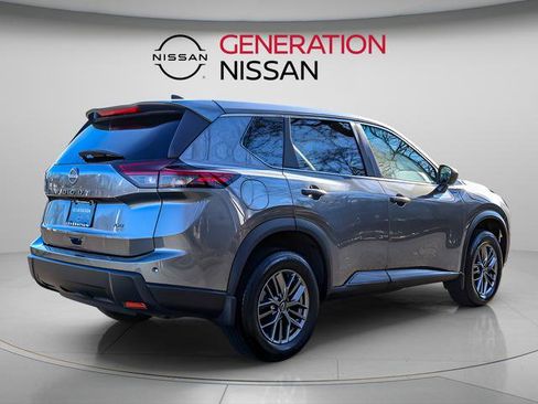 Certified 2025 Nissan Rogue S image 7