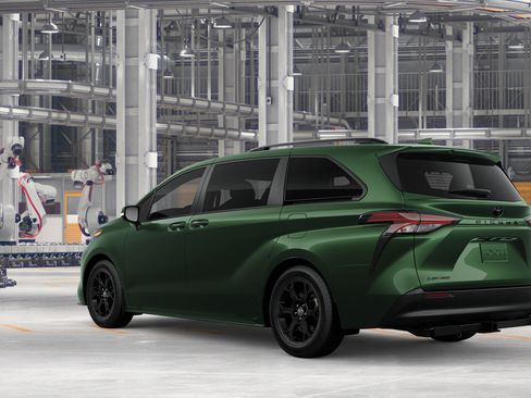 New 2026 Toyota Sienna XLE Woodland Edition AWD/4WD image 6
