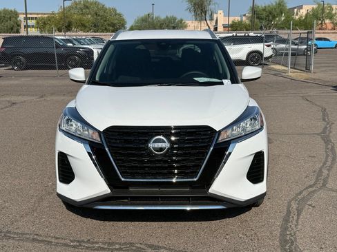 Certified 2023 Nissan Kicks SV FWD image 2