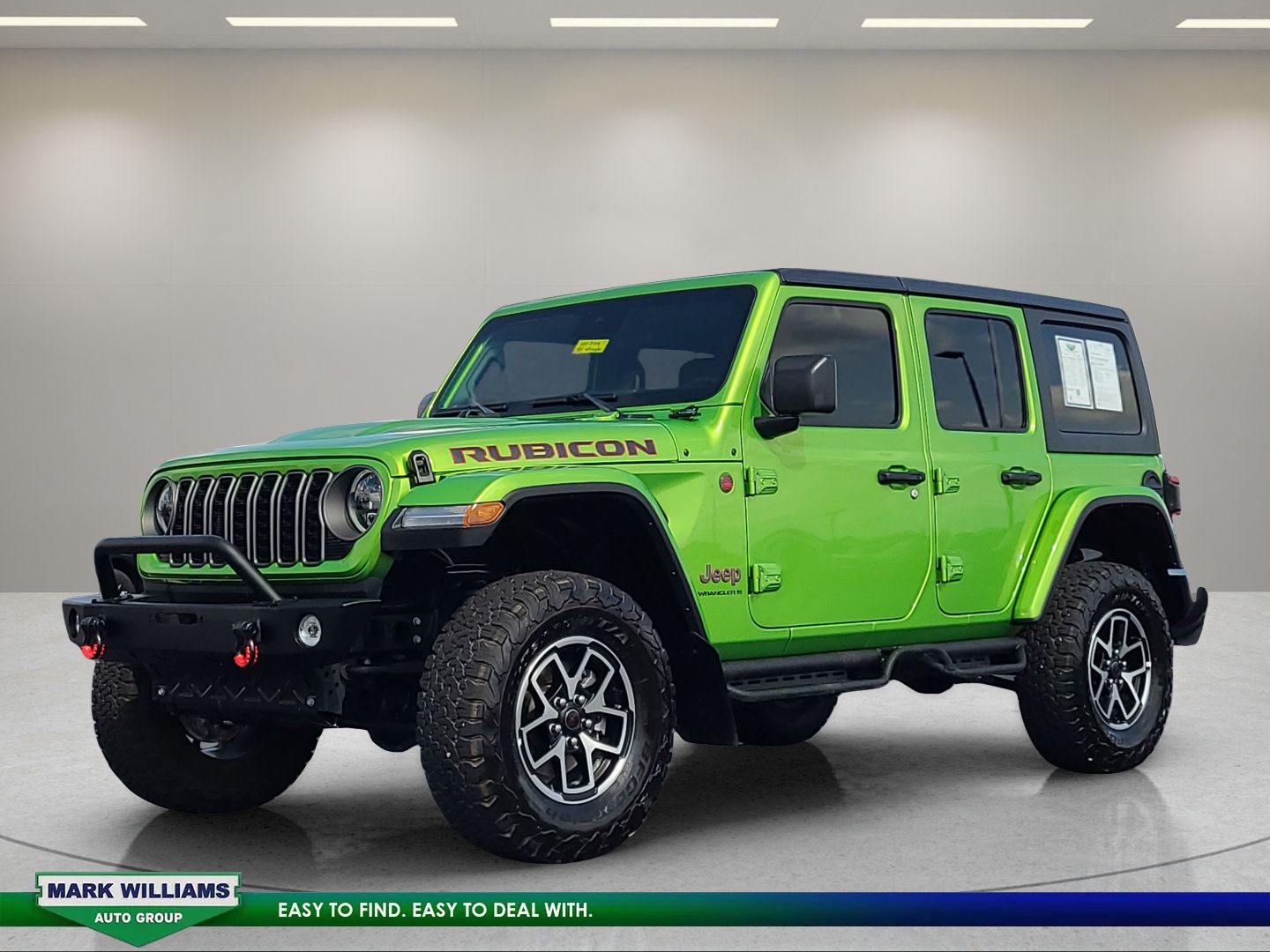 Used 2025 Jeep Wrangler Unlimited Rubicon w/ Convenience Group AWD/4WD image 8