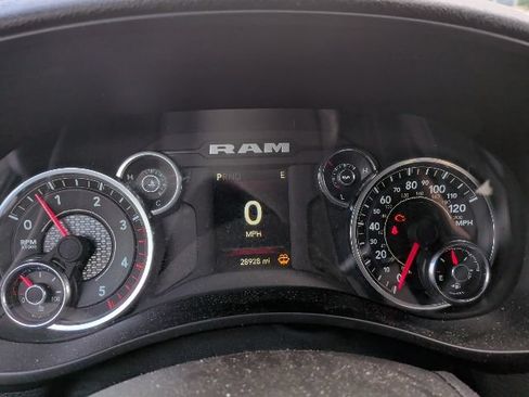 Used 2024 RAM 2500 Big Horn w/ Night Edition AWD/4WD image 7