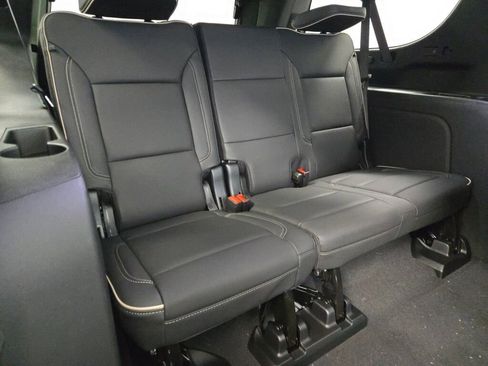 New 2026 GMC Yukon XL Elevation w/ Elevation Premium Package AWD/4WD image 12