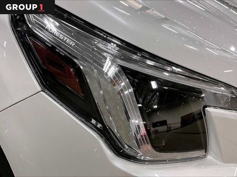 Used 2023 Subaru Forester Premium AWD/4WD image 28