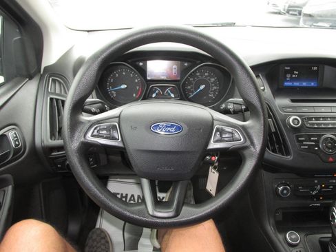 Used 2016 Ford Focus S FWD image 35