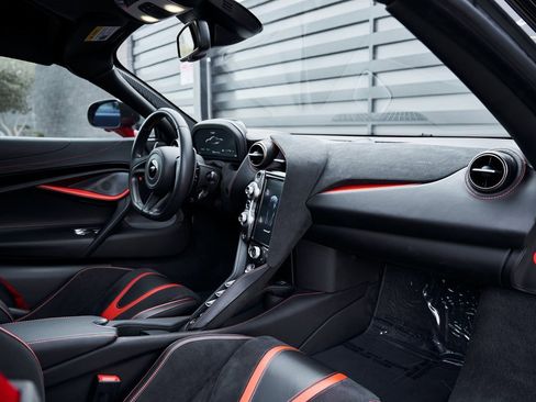 Used 2021 McLaren 720S Performance image 45