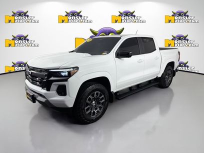 Used 2024 Chevrolet Colorado Z71 w/ Z71 Convenience Package 2