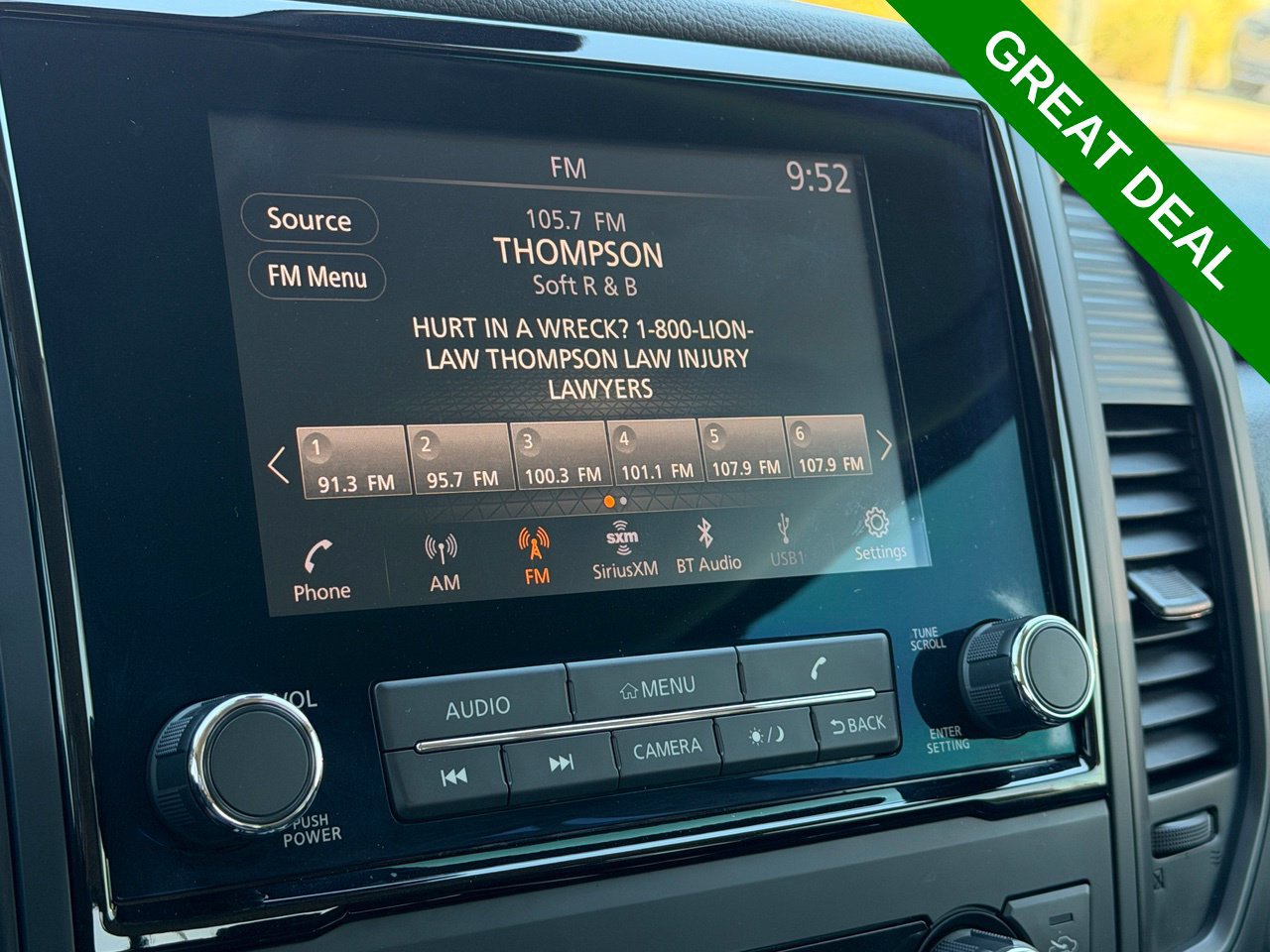 Used 2024 Nissan Titan SV w/ SV Convenience Package RWD image 27