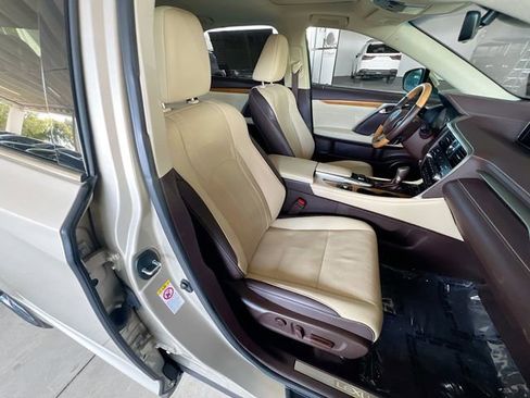 Used 2019 Lexus RX 350 FWD w/ Navigation Package image 30