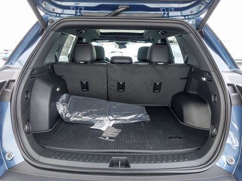 New 2026 Chevrolet Equinox RS w/ Convenience Package III image 8