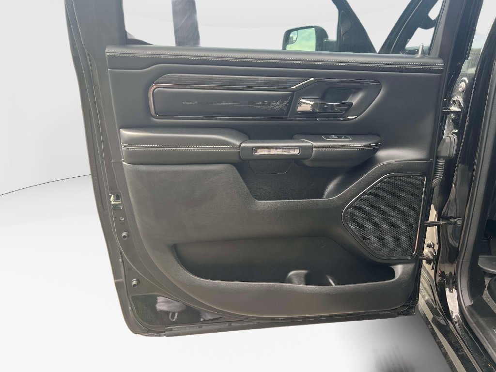 Used 2022 RAM 1500 Limited w/ Body Color Bumper Group AWD/4WD image 14
