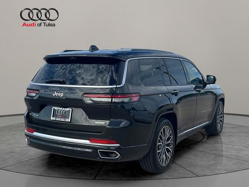 Used 2023 Jeep Grand Cherokee L Summit AWD/4WD image 5