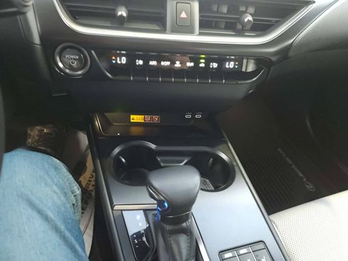 Used 2024 Lexus UX 250h AWD w/ Premium Package image 27