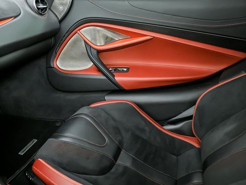 Used 2019 McLaren 720S Performance image 45