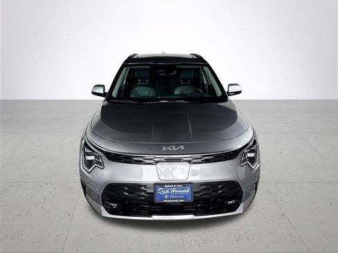 Certified 2023 Kia Niro Wave w/ Wave Preserve Package FWD image 3