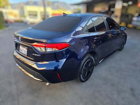 Used 2021 Toyota Corolla LE w/ Carpet Mat Package (TMS) image 5