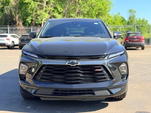 Used 2023 Chevrolet Blazer RS AWD/4WD image 3