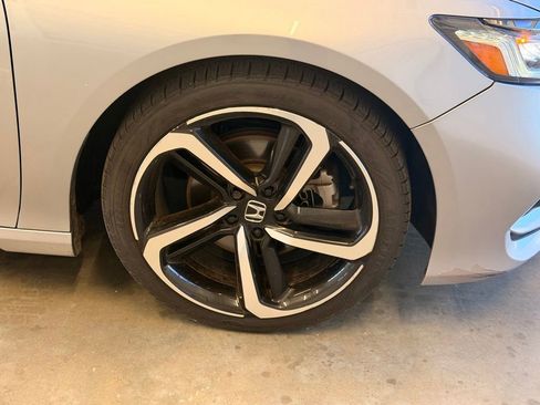 Used 2020 Honda Accord Sport image 5