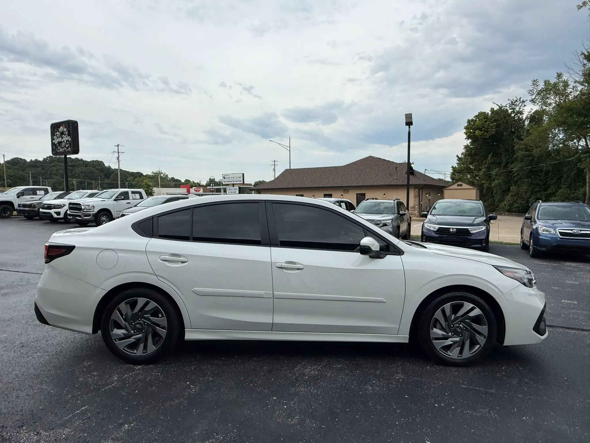 Used 2025 Subaru Legacy Limited AWD/4WD image 7