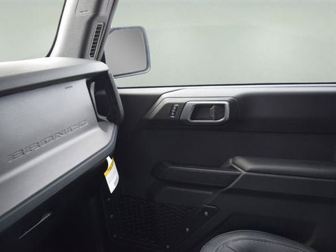 New 2025 Ford Bronco Big Bend w/ Black Diamond Package image 13