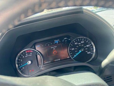 Used 2022 Ford F350 Lariat w/ Lariat Ultimate Package AWD/4WD image 9