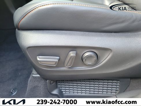 Used 2023 Toyota Sienna XSE w/ XSE Plus Package FWD image 26