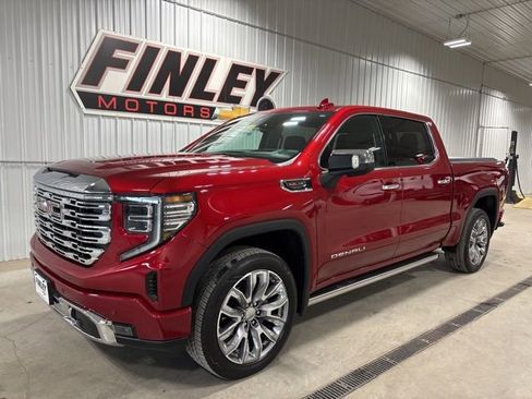 Used 2024 GMC Sierra 1500 Denali w/ Denali Reserve Package AWD/4WD image 5