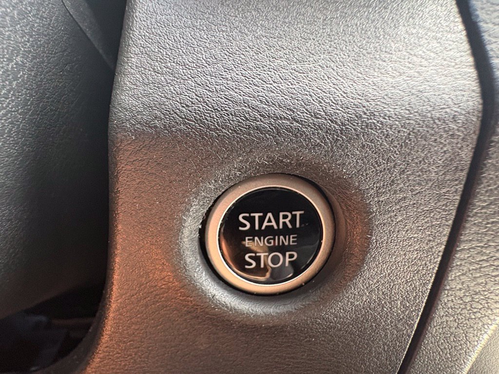Used 2024 Nissan Frontier SV w/ Technology Package RWD image 33