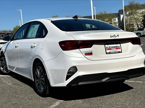 Used 2023 Kia Forte LXS w/ LXS Technology Package FWD image 10