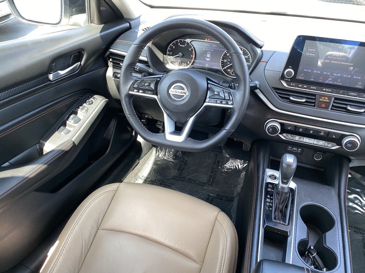 Certified 2021 Nissan Altima 2.5 SR w/ SR Premium Package FWD image 16