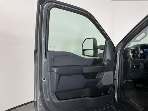 Used 2025 Ford F450 Lariat w/ FX4 Off-Road Package AWD/4WD image 14