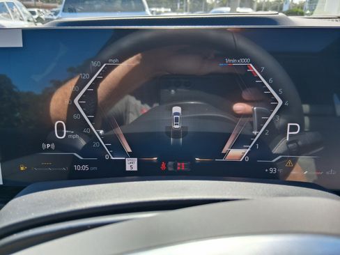New 2027 BMW X7 xDrive40i w/ Executive Package AWD/4WD image 32