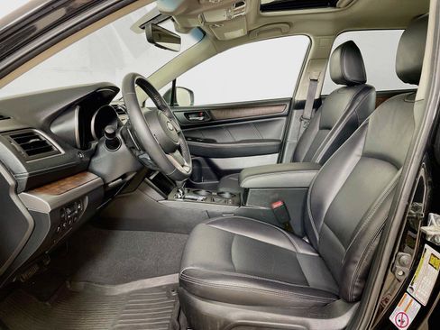 Used 2018 Subaru Outback 2.5i Limited AWD/4WD image 5